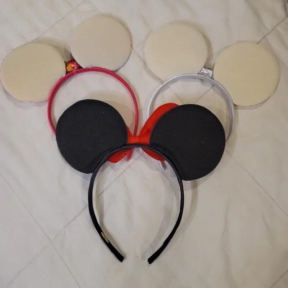 Bundle of 3 Minnie mouse head bands - Picture 3 of 3